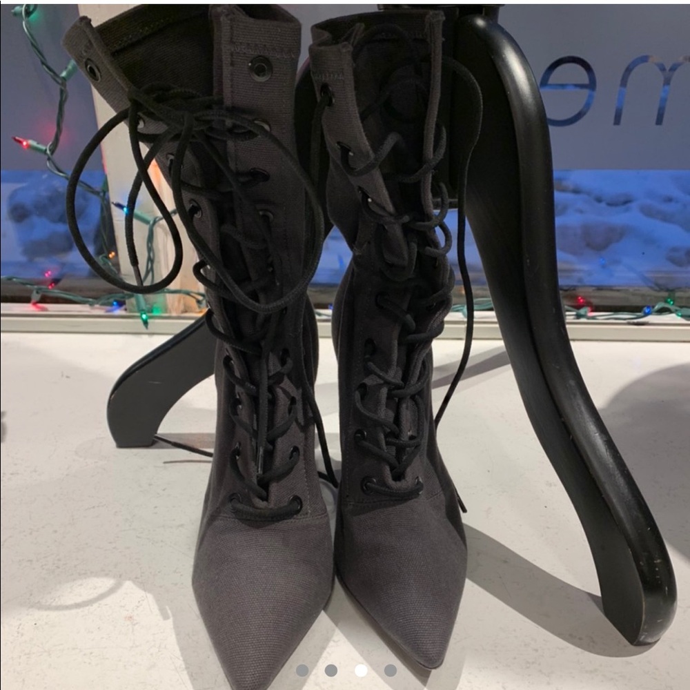 Yeezy Season 6 Ankle Charcoal Gray Lace Boot